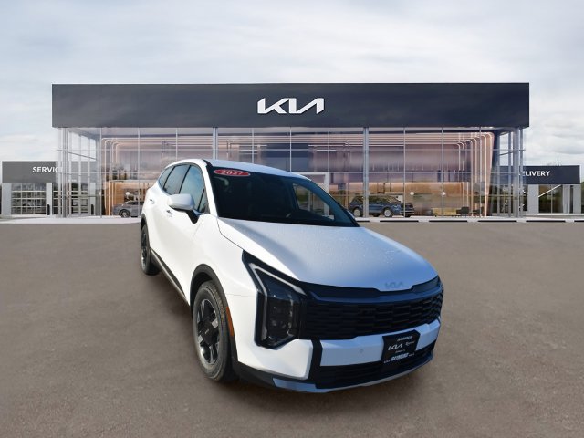 New 2027 Kia Sportage LX FWD image 10