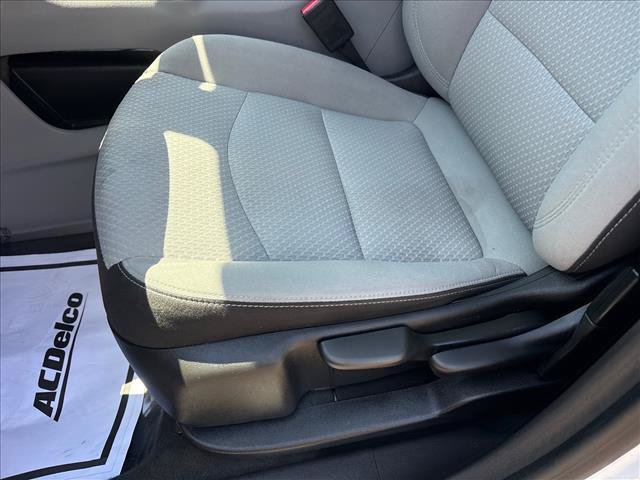 Used 2024 GMC Terrain SLE AWD/4WD image 19