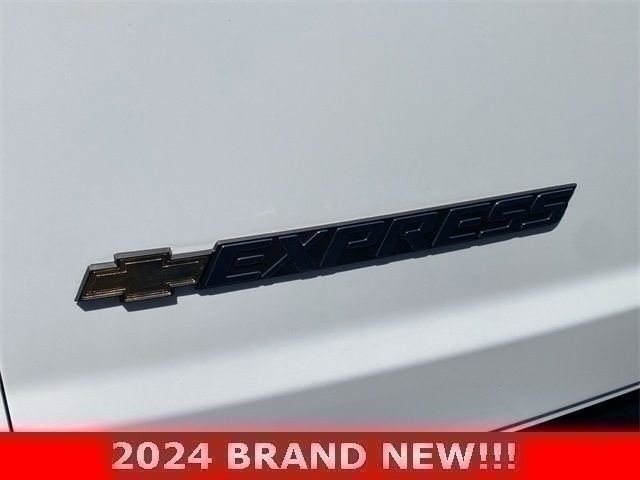 Used 2024 Chevrolet Express 2500 w/ Driver Convenience Package image 27
