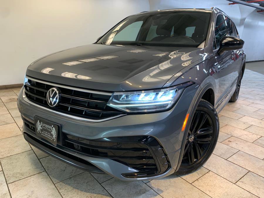 Used 2022 Volkswagen Tiguan SE R-Line