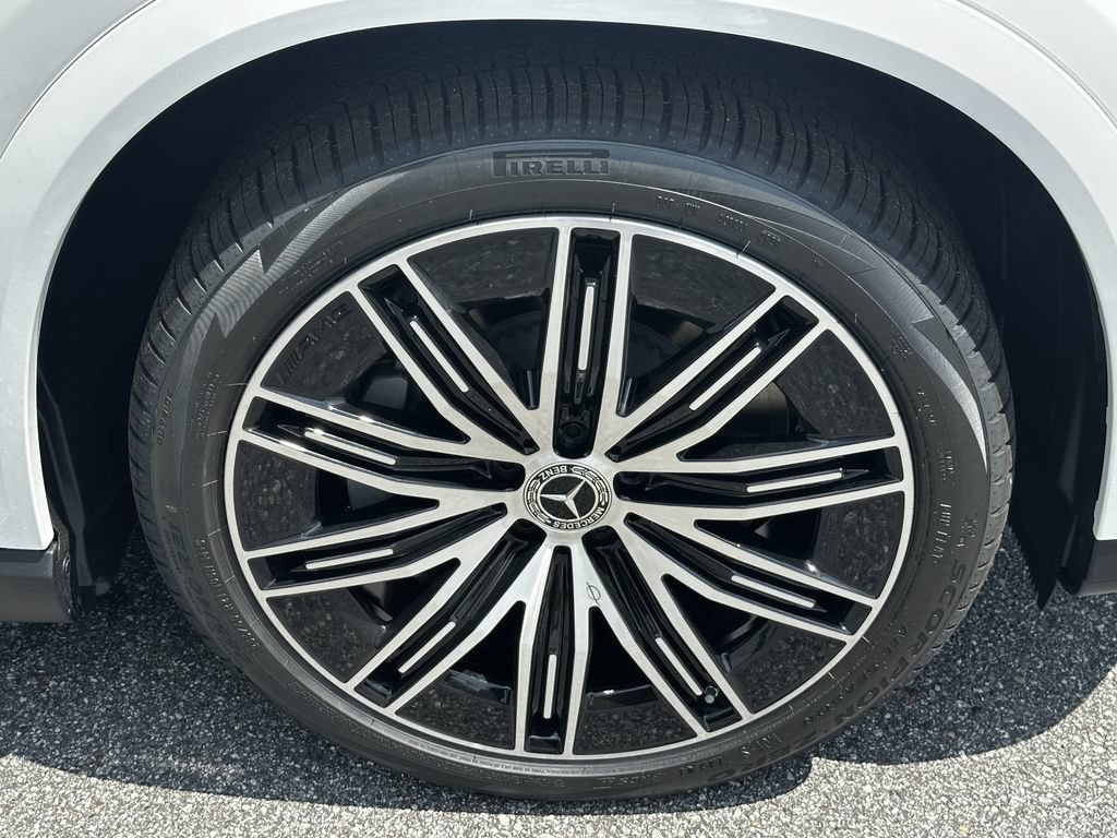 New 2027 Mercedes-Benz EQE 320+ SUV image 14