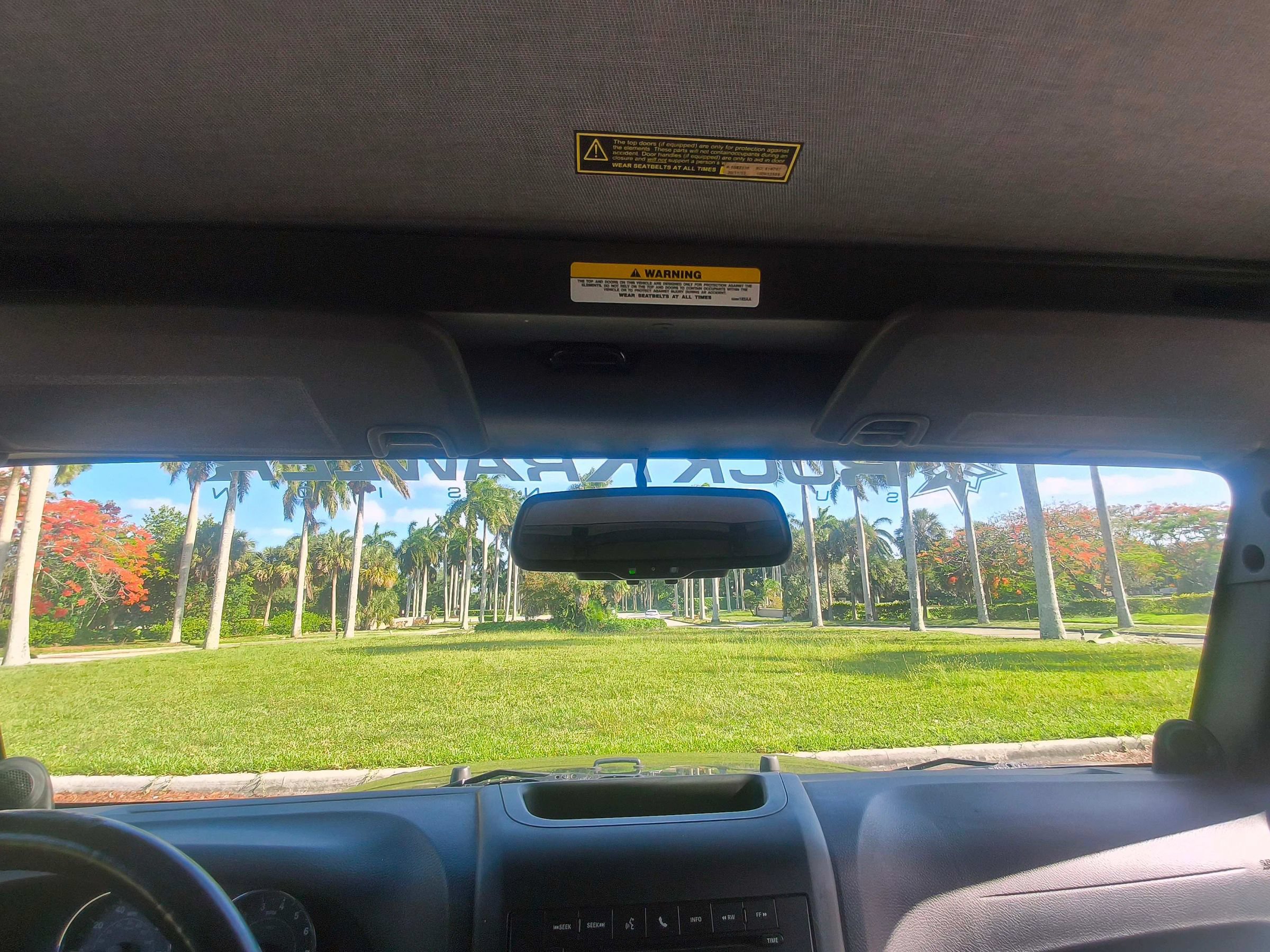 Used 2014 Jeep Wrangler Unlimited Rubicon w/ Connectivity Group AWD/4WD image 26