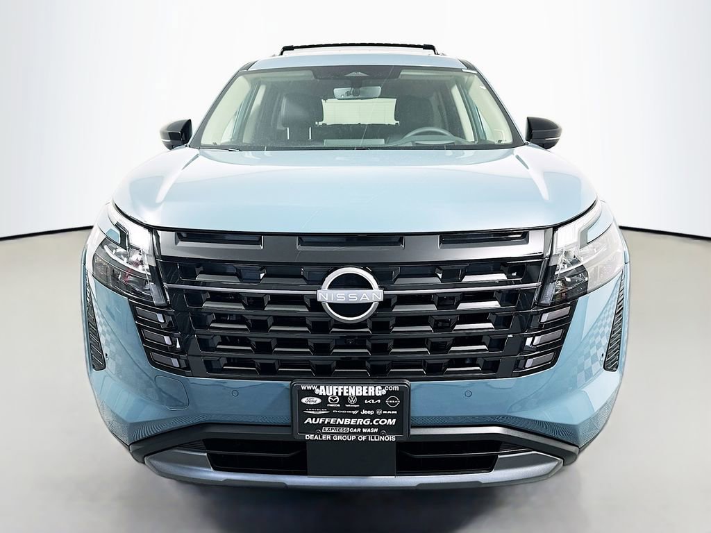 New 2026 Nissan Pathfinder Platinum AWD/4WD image 2