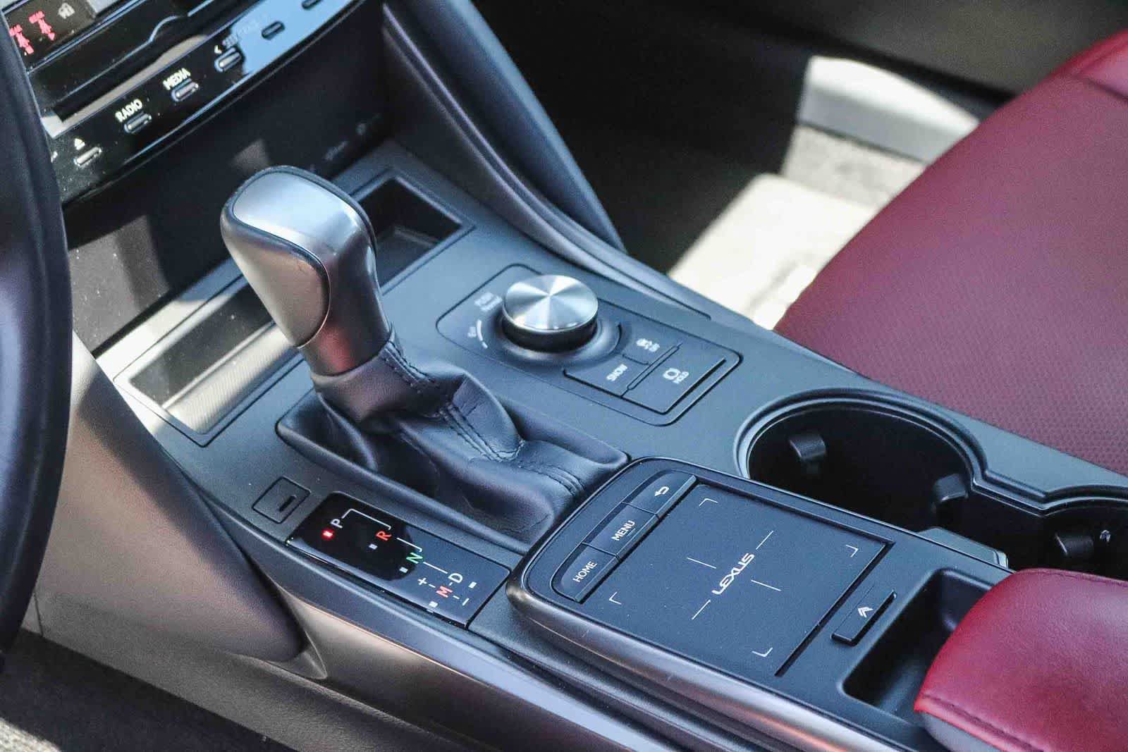 Used 2022 Lexus IS 300 RWD image 18