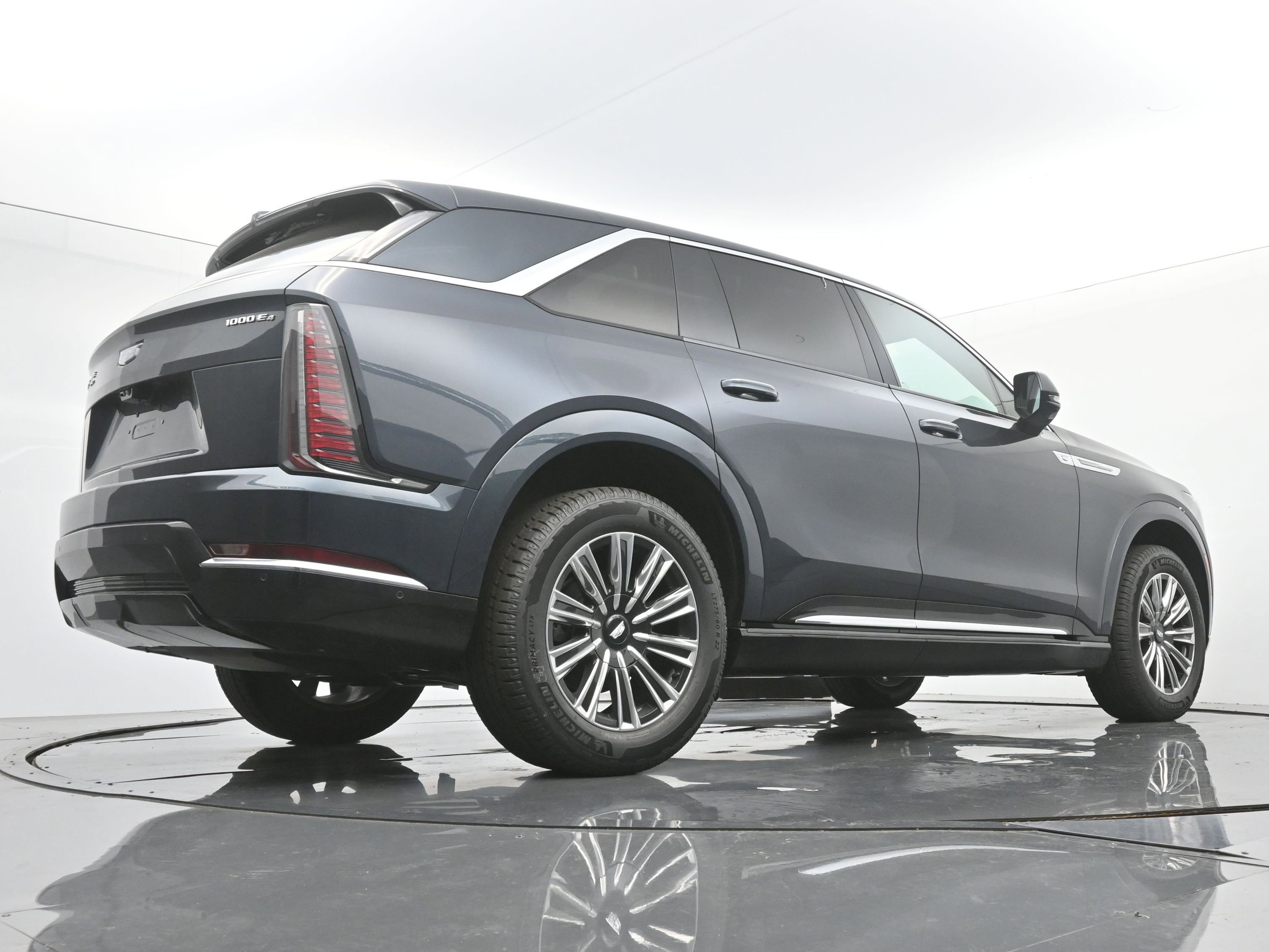 New 2026 Cadillac Escalade IQ Luxury 1 w/ LPO, Floor Liner Package image 19