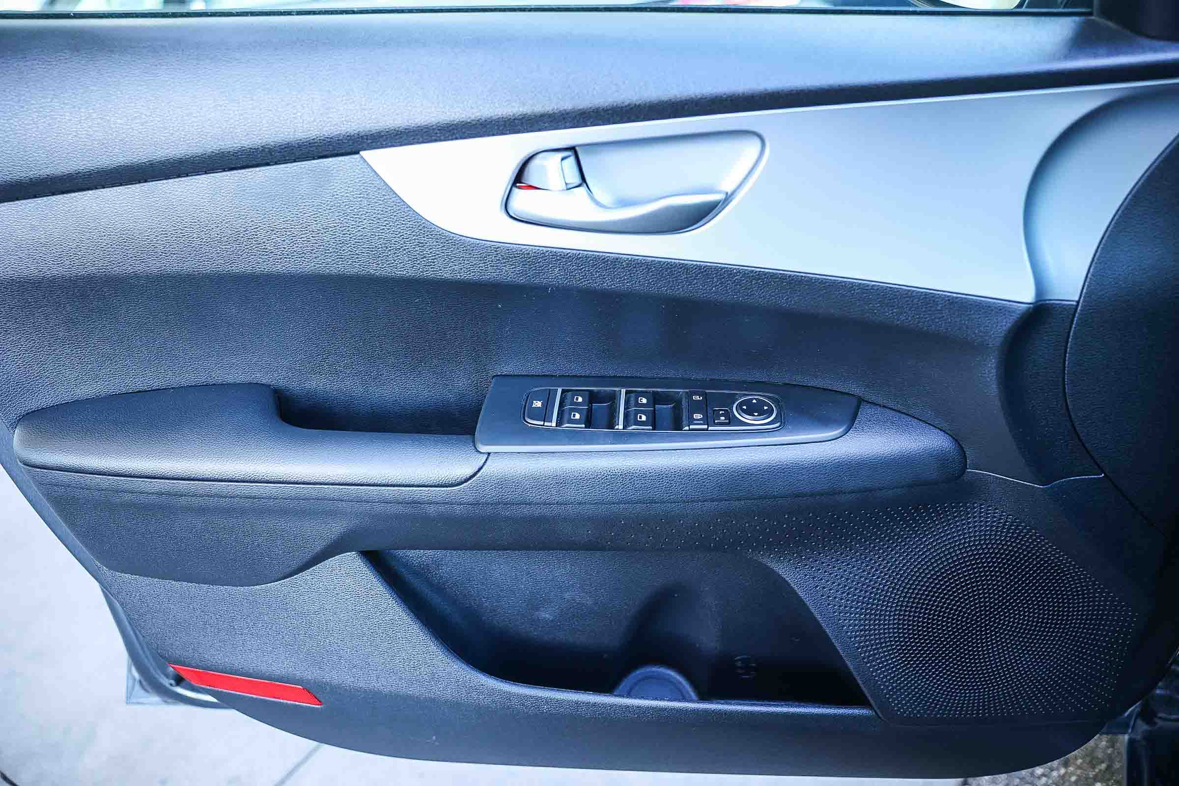 Used 2022 Kia Forte LXS image 25