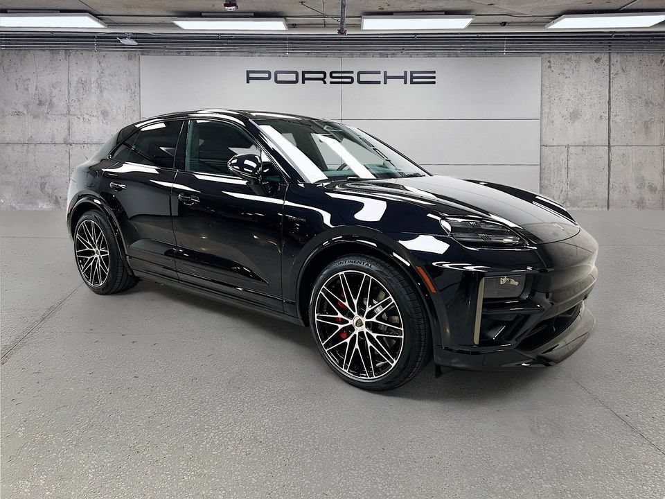 New 2026 Porsche Macan Turbo Electric AWD/4WD image 7
