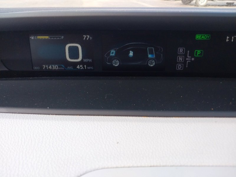 Used 2017 Toyota Prius Three image 10