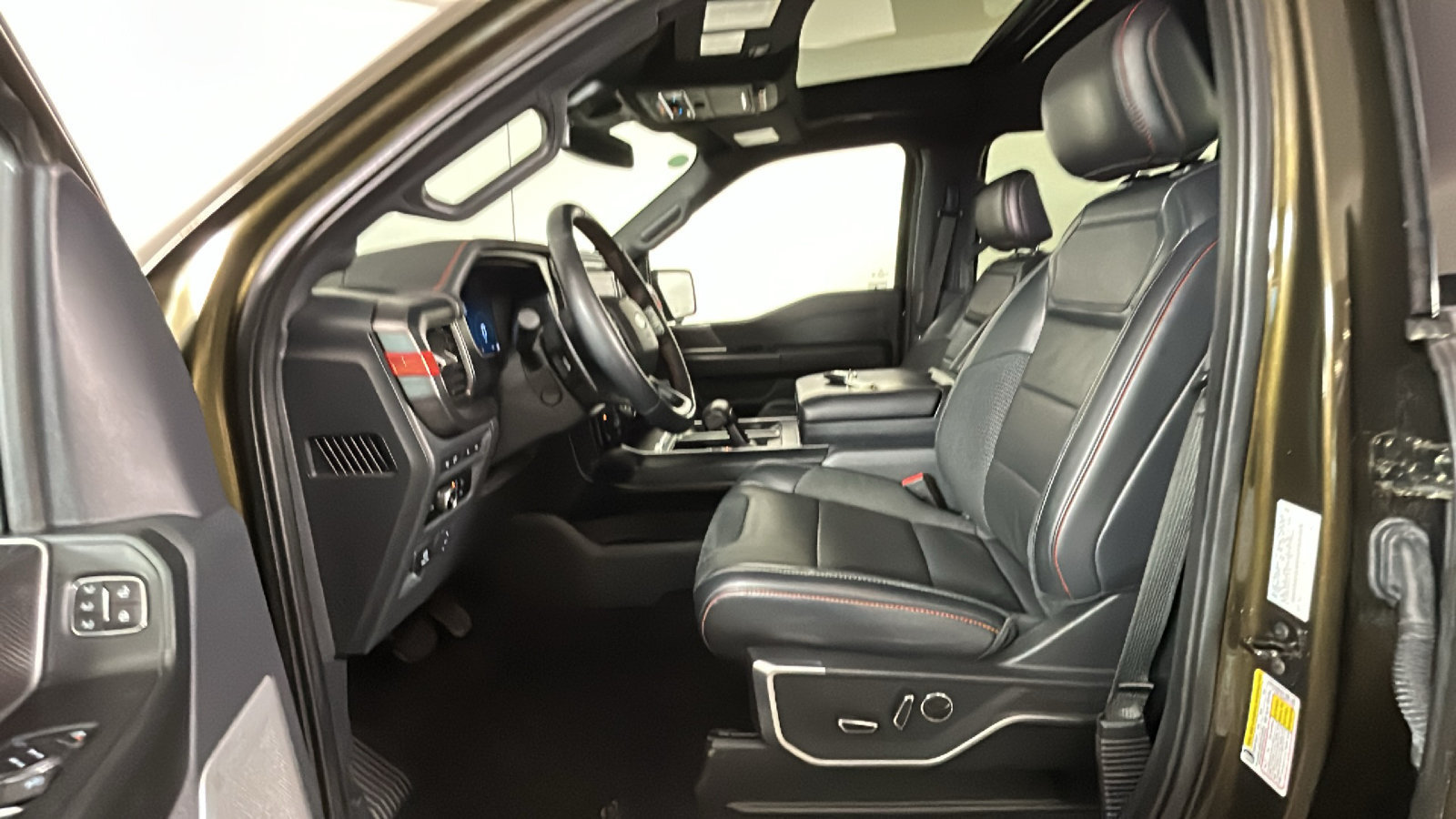 Used 2024 Ford F150 Raptor AWD/4WD image 13