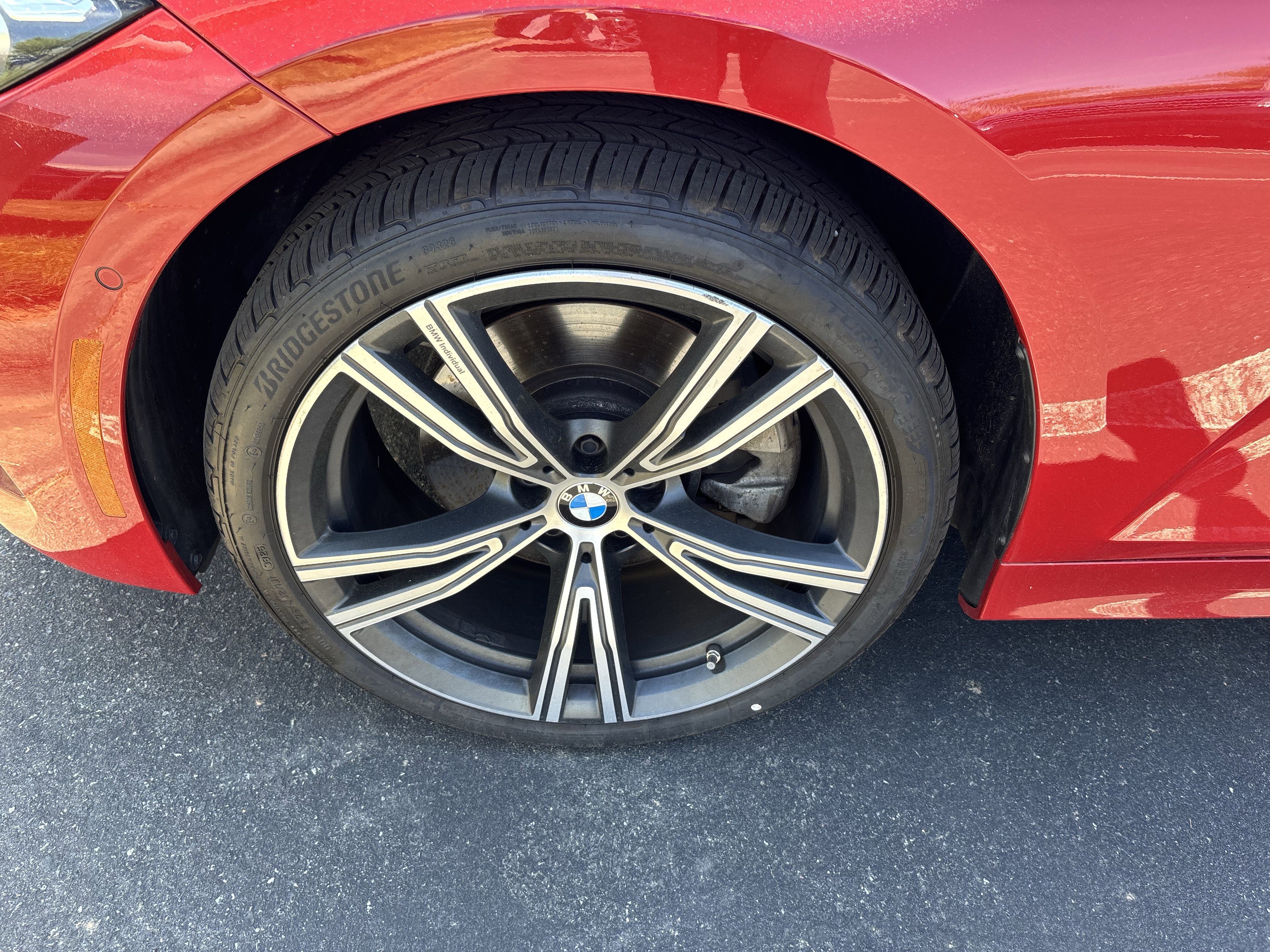 Certified 2024 BMW 330i xDrive Sedan w/ Premium Package AWD/4WD image 36
