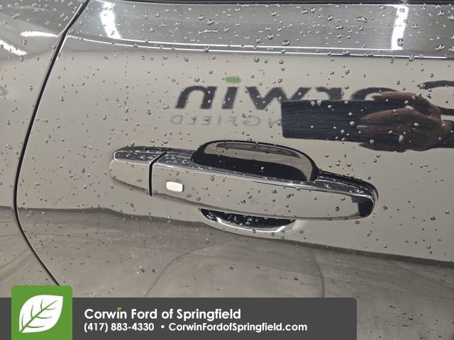 Used 2022 Chevrolet Camaro LT image 8