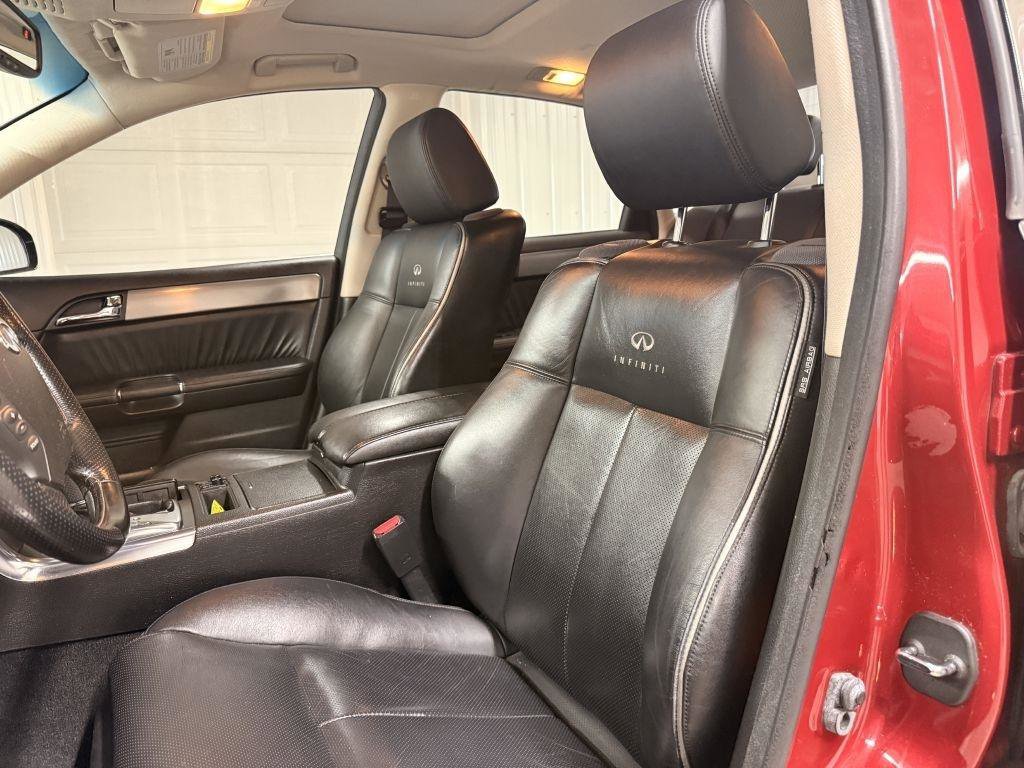 Used 2007 INFINITI M45 Sport w/ Technology Pkg RWD image 12