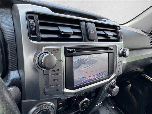 Used 2016 Toyota 4Runner SR5 AWD/4WD image 13