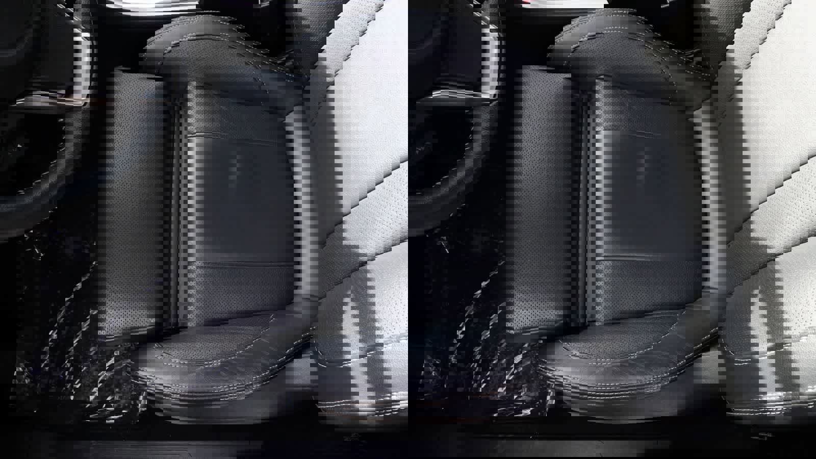 Used 2020 Subaru Ascent Limited w/ Technology Package image 18