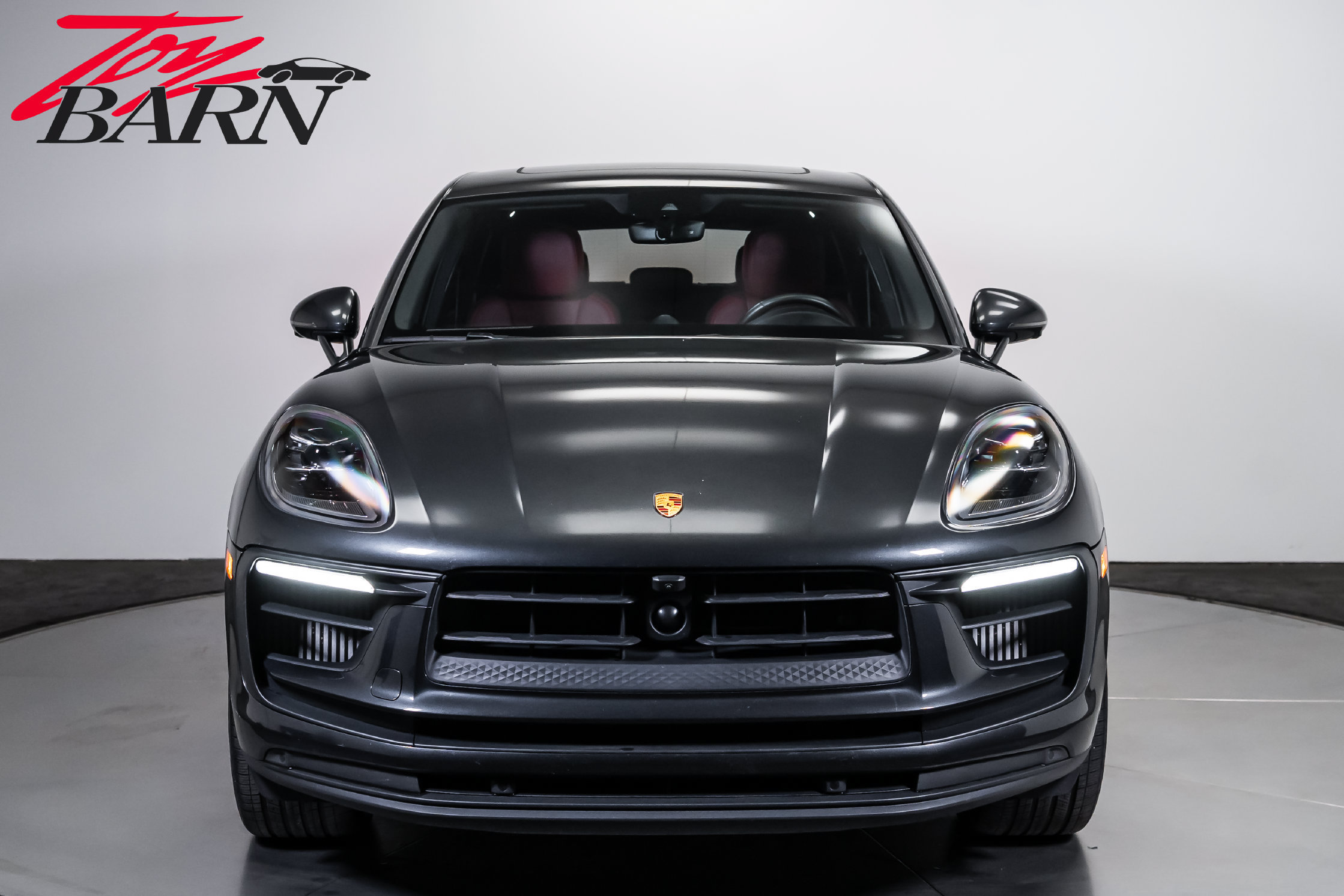 Used 2024 Porsche Macan S AWD/4WD image 8