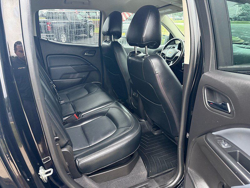 Used 2019 Chevrolet Colorado Z71 w/ Z71 Midnight Edition AWD/4WD image 17