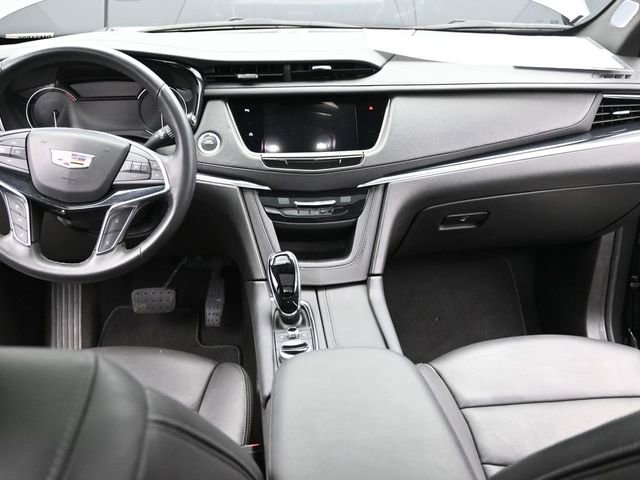 Certified 2025 Cadillac XT5 Premium Luxury image 24