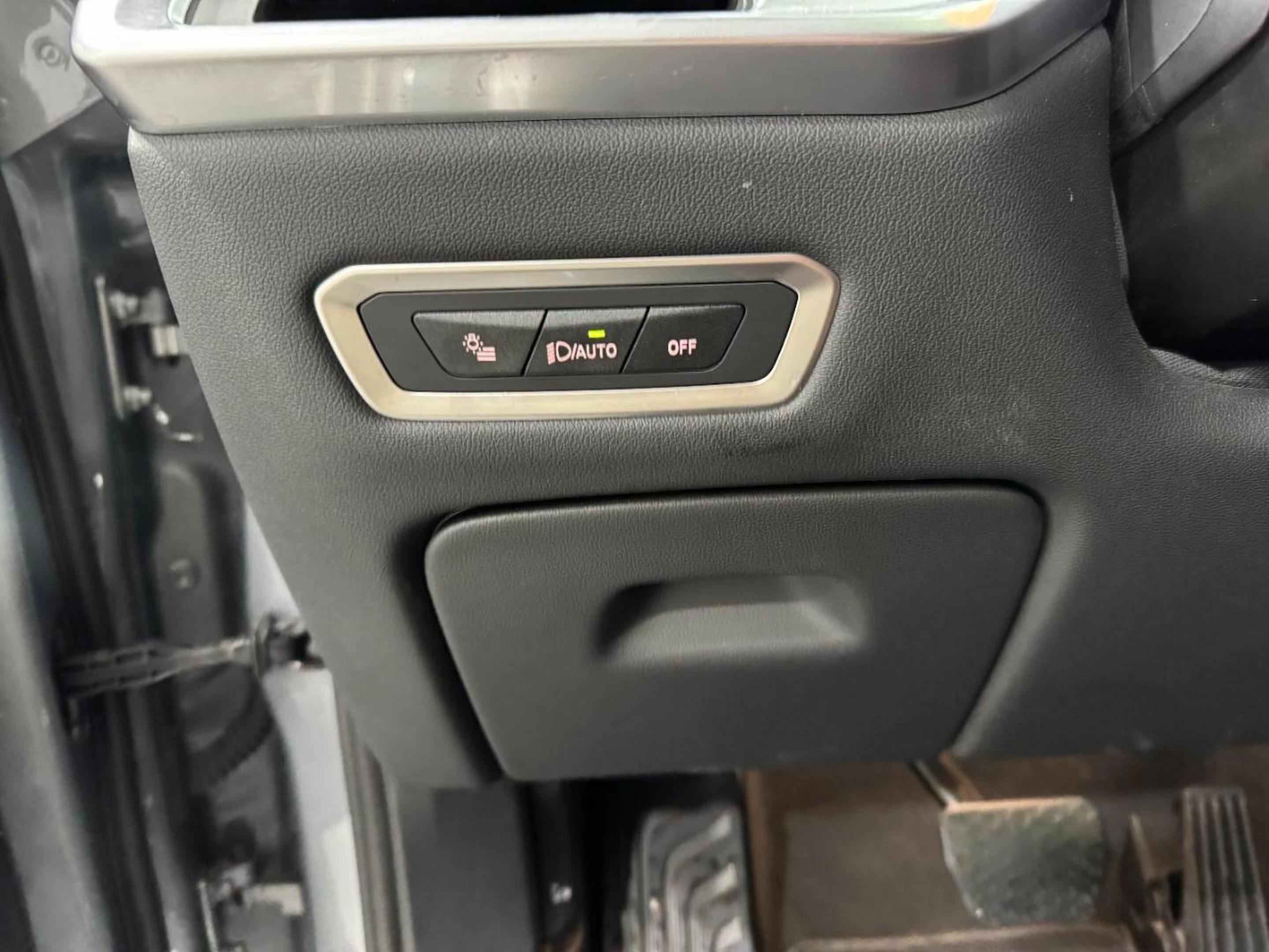 Used 2025 BMW X7 xDrive40i image 33