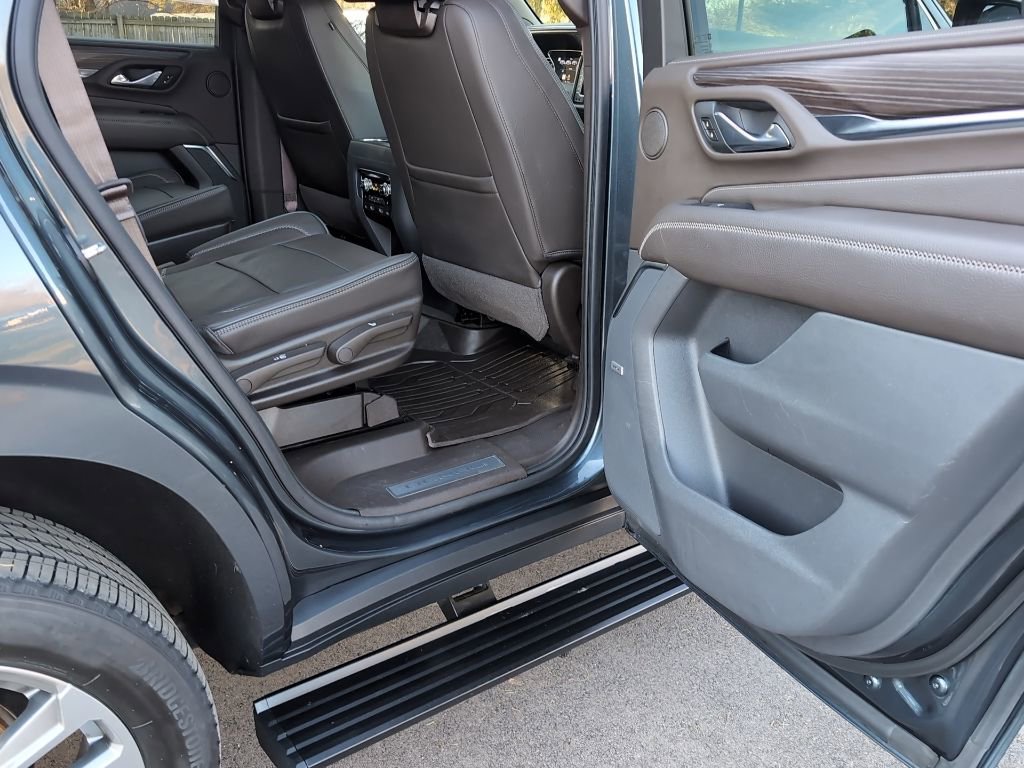 Used 2021 GMC Yukon Denali w/ Denali Ultimate Package image 6