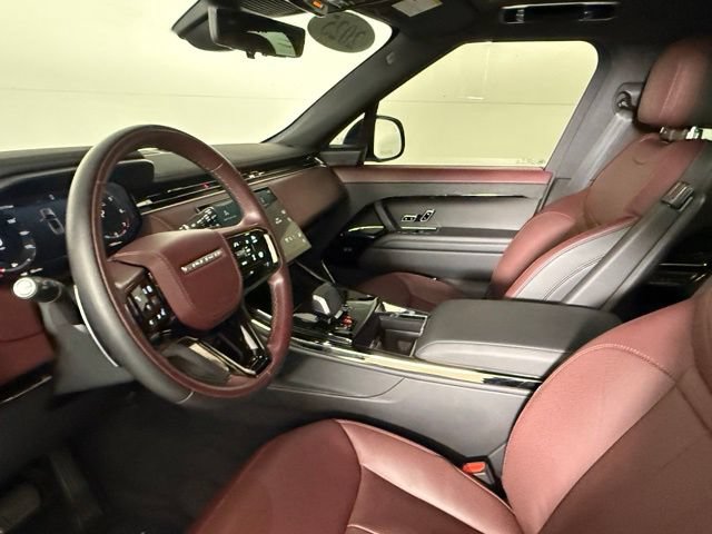 Used 2025 Land Rover Range Rover Sport Dynamic SE AWD/4WD image 5