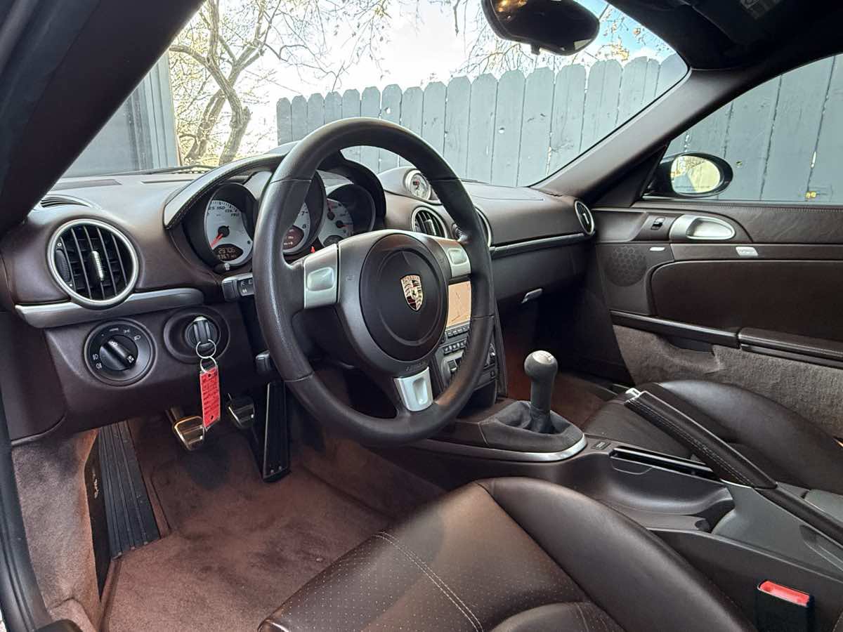 Used 2007 Porsche Cayman S image 4