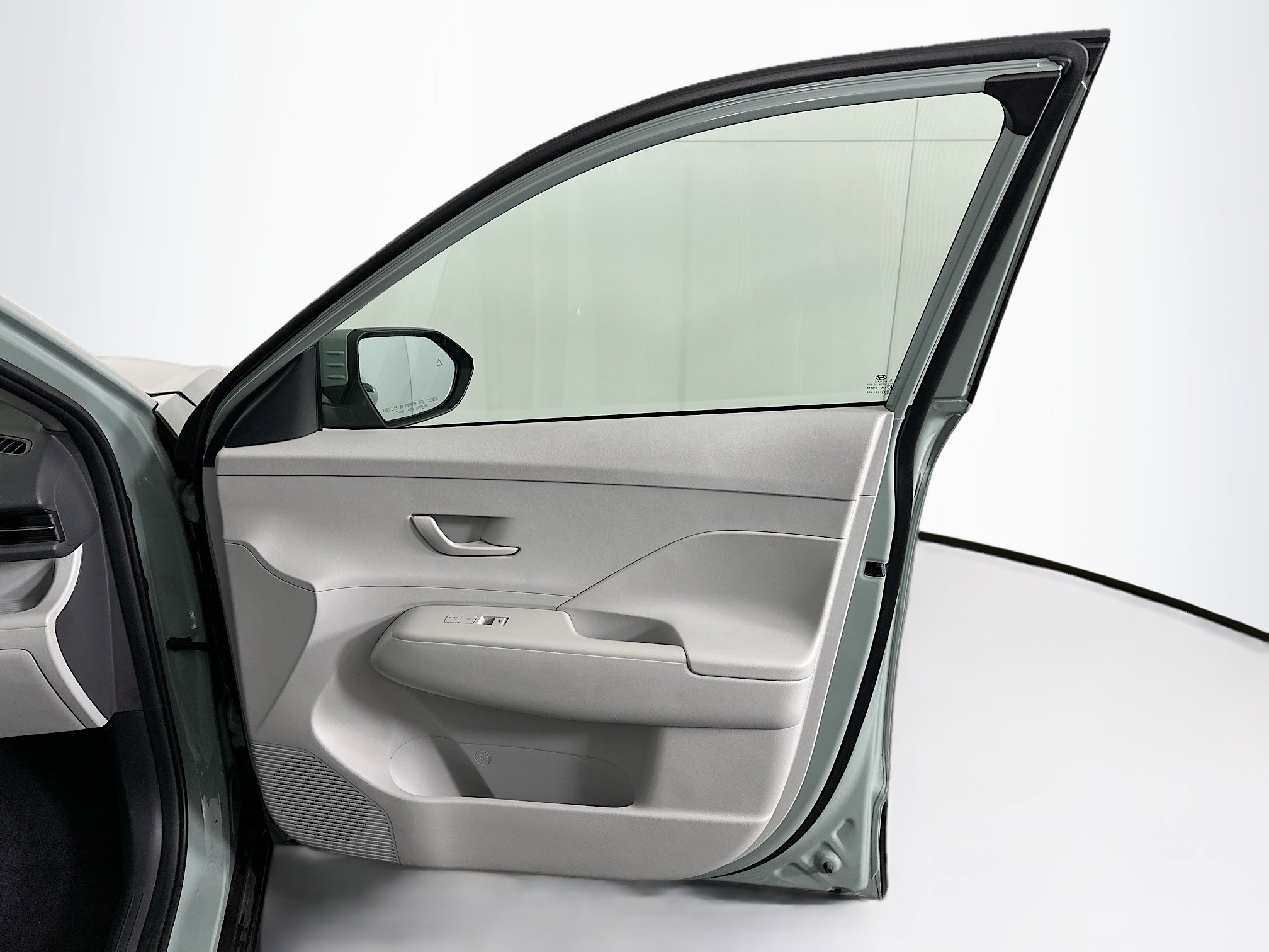 Used 2024 Hyundai Kona SEL image 31