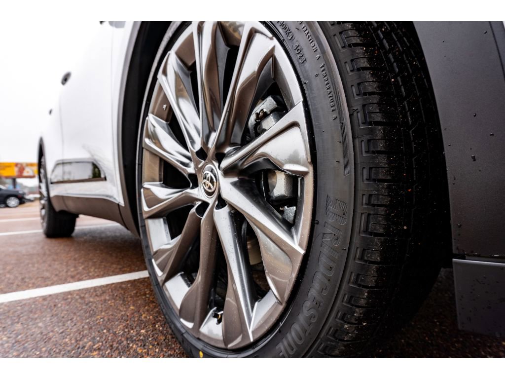 New 2026 Toyota Crown Limited image 9