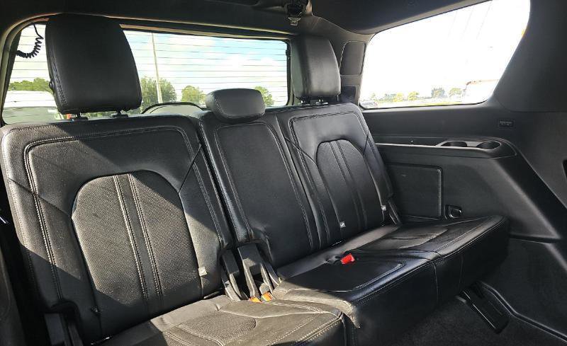 Used 2020 Ford Expedition Limited RWD image 13