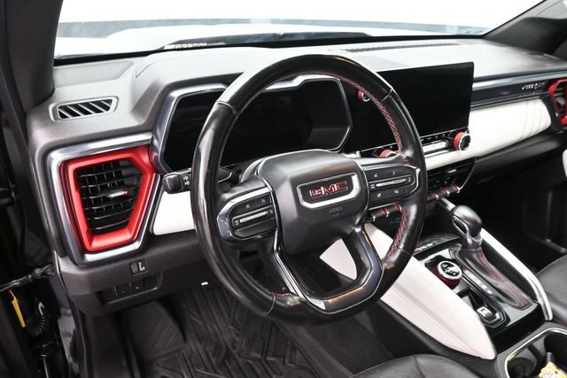 Used 2024 GMC Canyon AT4X AWD/4WD image 25