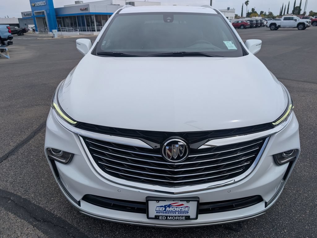 Used 2024 Buick Enclave Premium AWD/4WD image 8