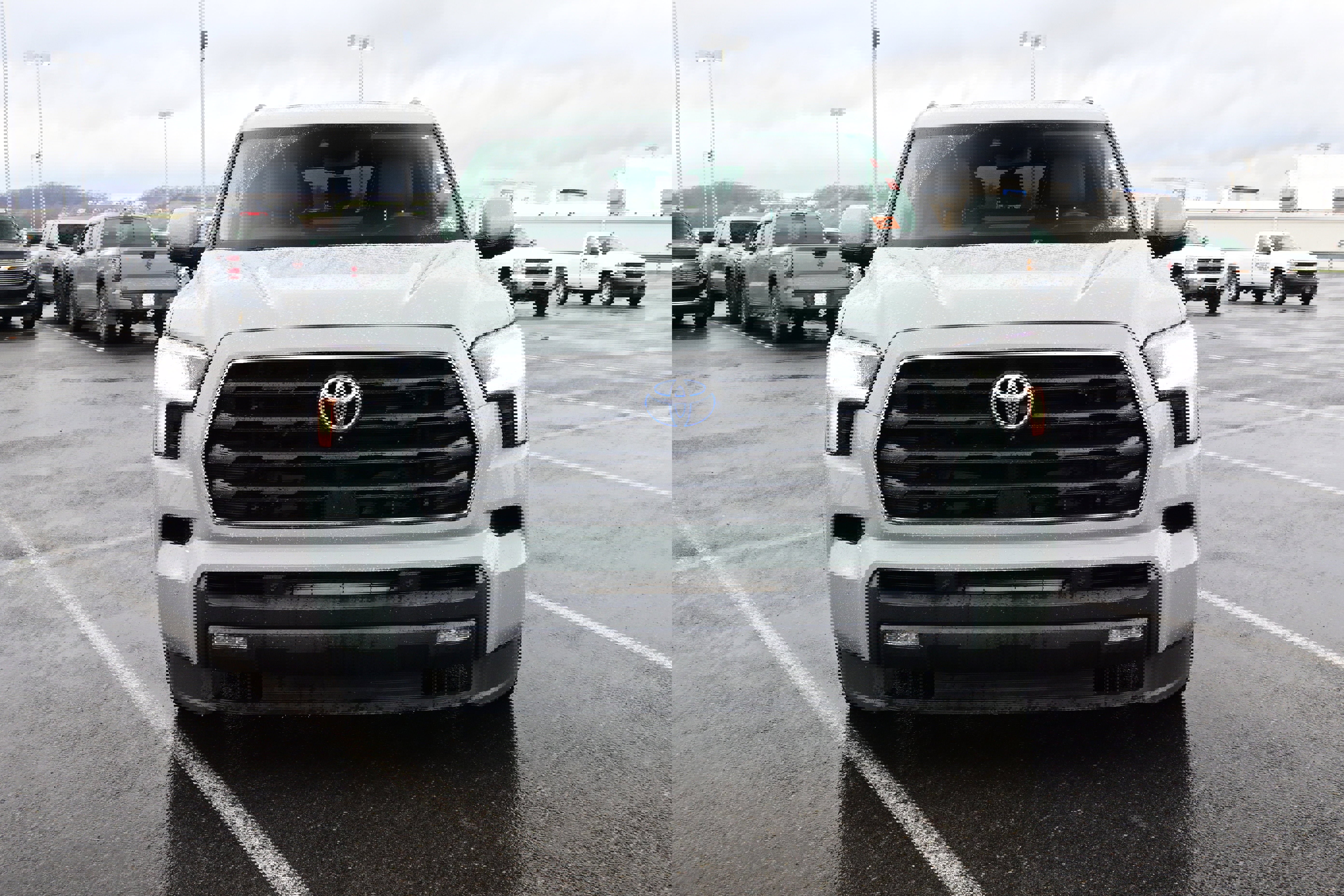 Used 2023 Toyota Sequoia SR5 image 2