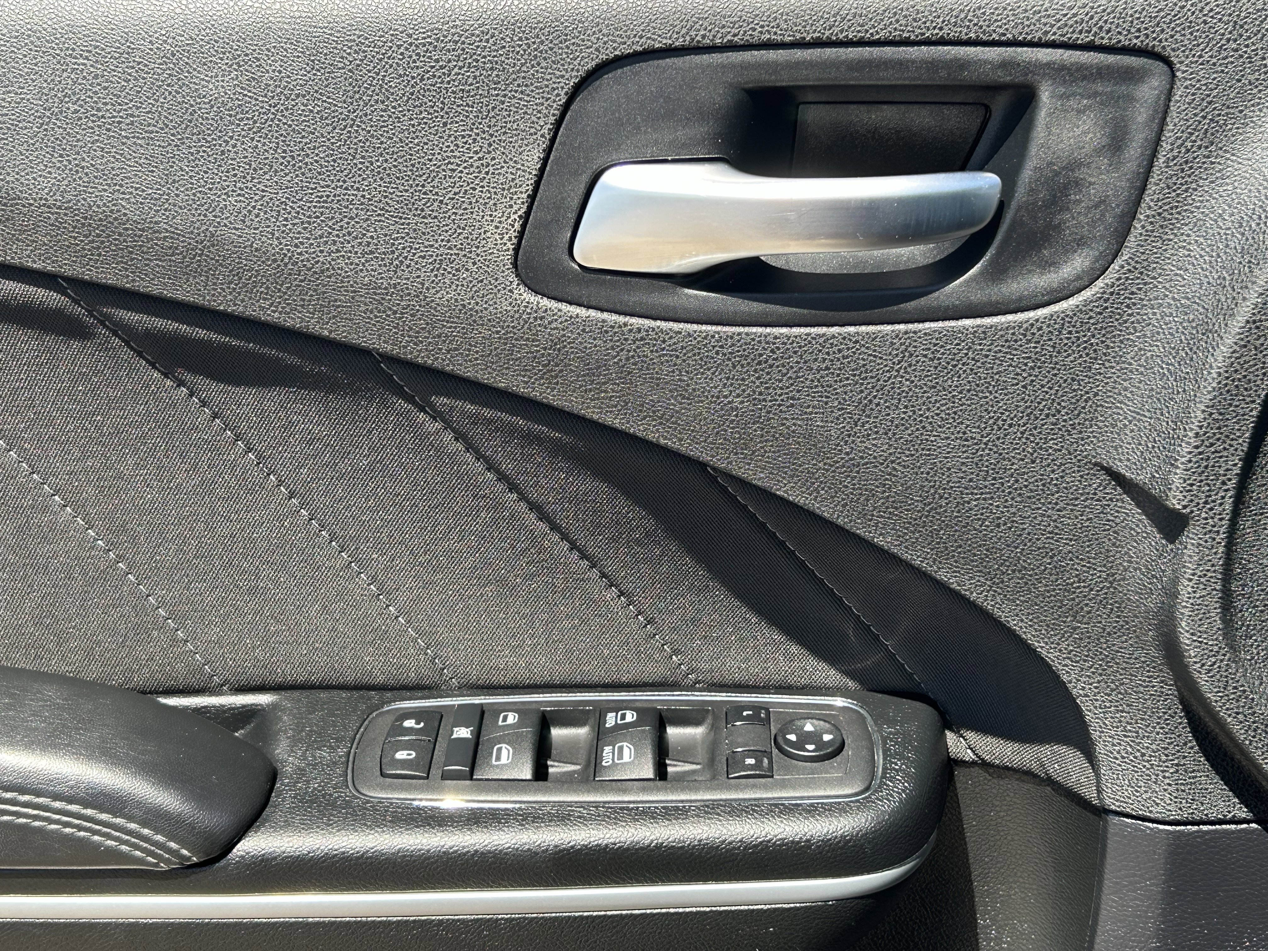 Used 2023 Dodge Charger SXT image 21