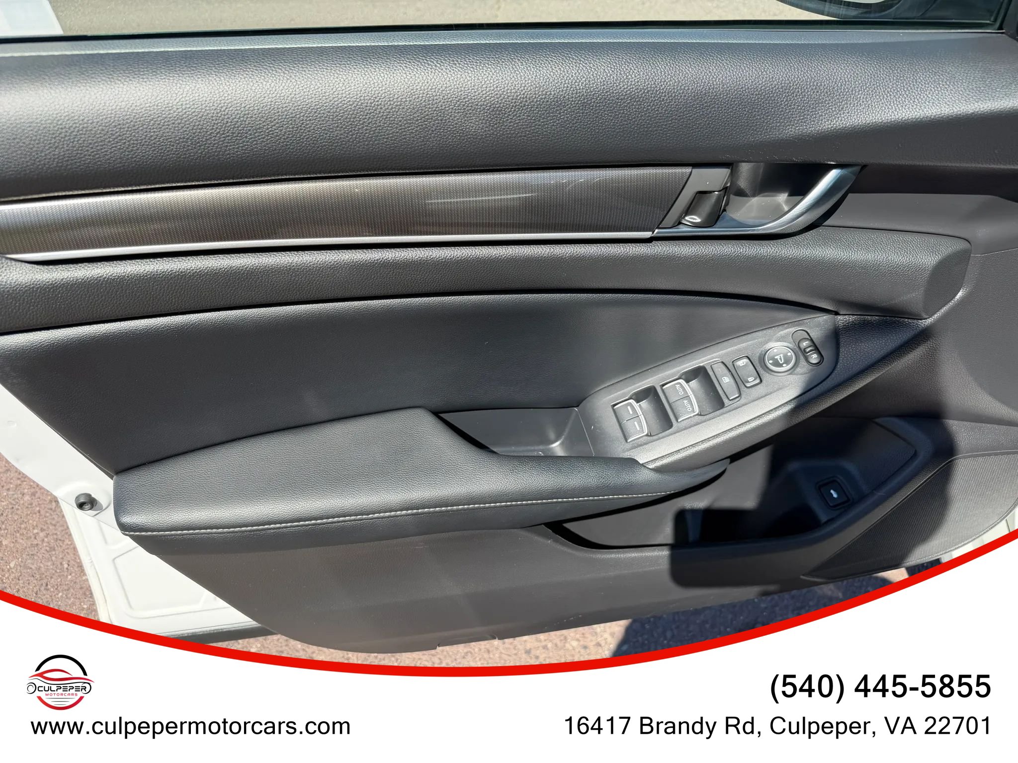 Used 2018 Honda Accord Sport image 9