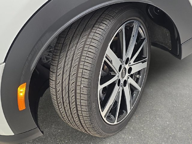 Used 2024 MINI Cooper S FWD image 28