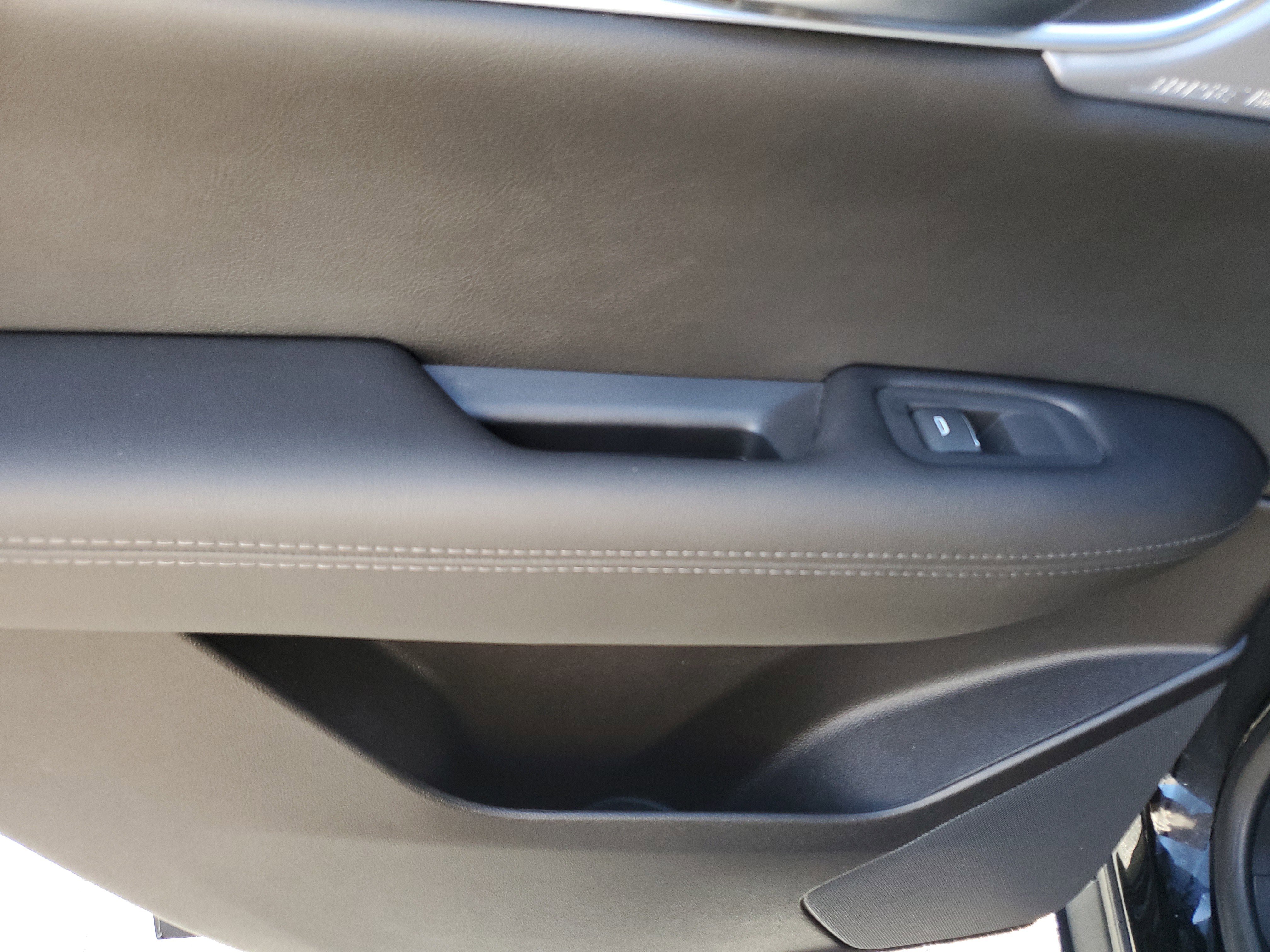 Certified 2023 Cadillac XT5 Premium Luxury image 12