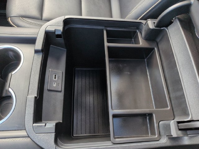Used 2023 GMC Yukon SLT AWD/4WD image 48
