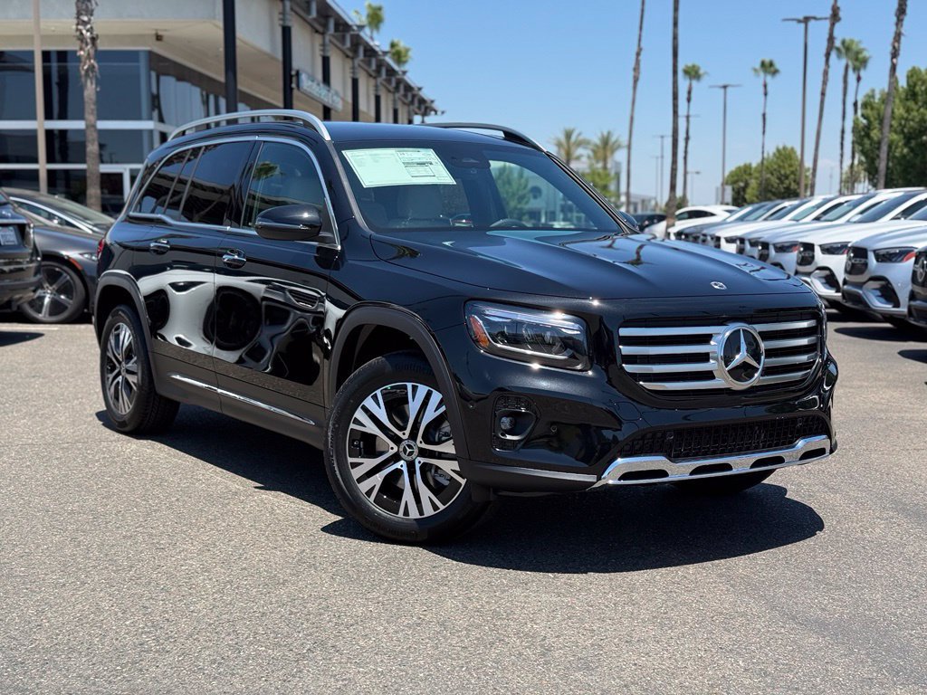 New 2026 Mercedes-Benz GLB 250