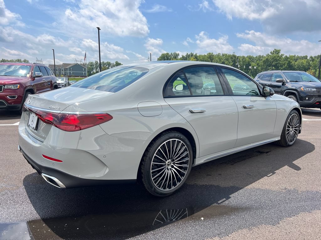 New 2026 Mercedes-Benz E 350 4MATIC Sedan image 8