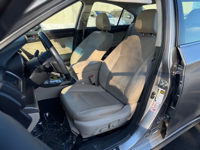Used 2016 Subaru Legacy 2.5i Limited image 12