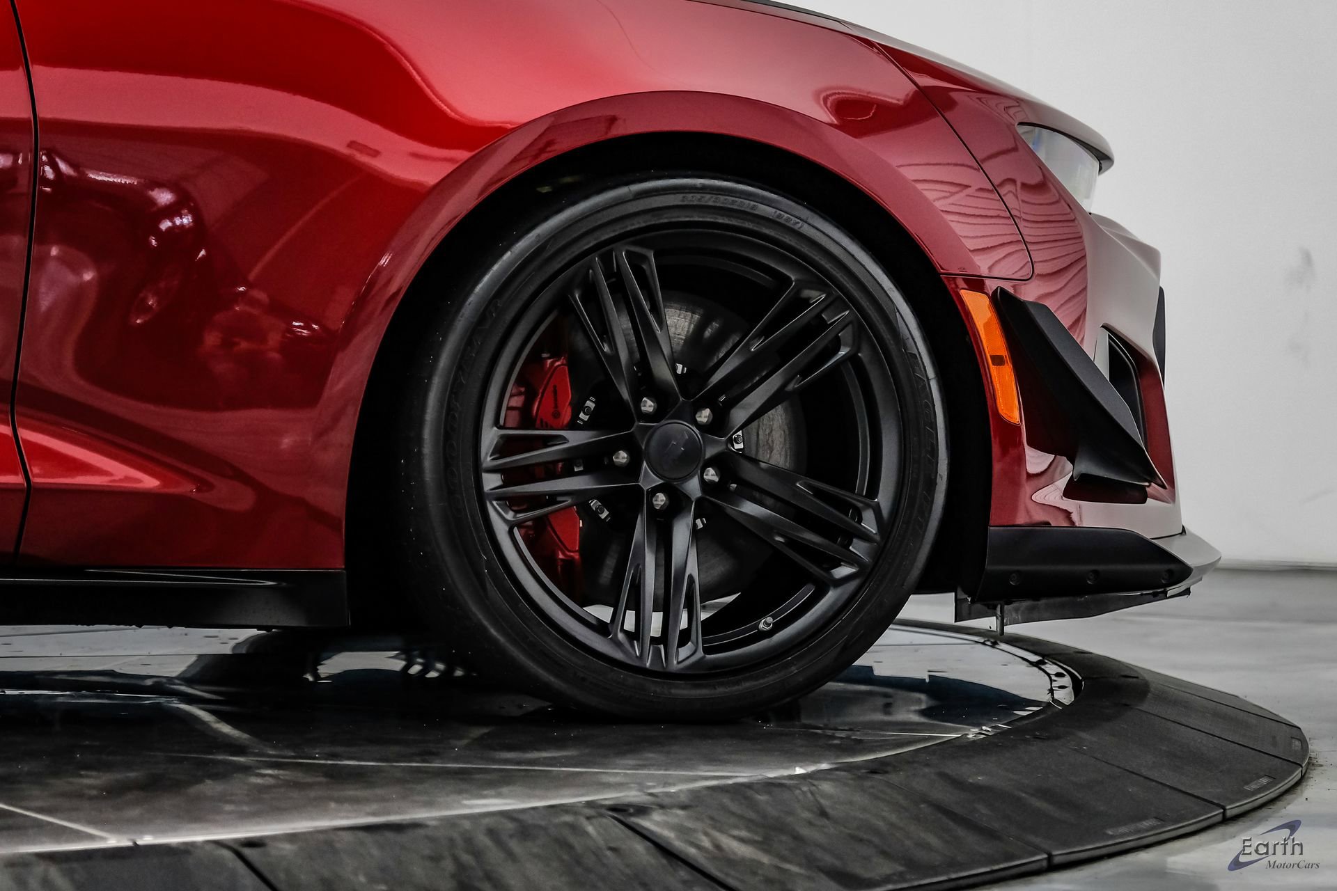 Used 2023 Chevrolet Camaro ZL1 RWD image 97