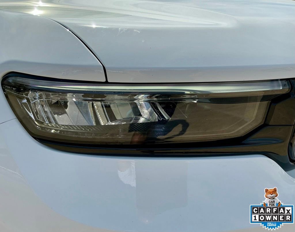 Used 2024 Jeep Grand Cherokee L Summit AWD/4WD image 8