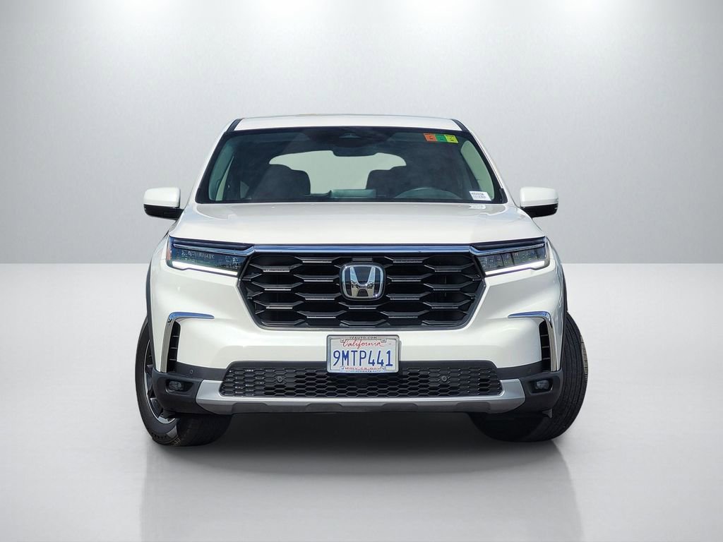 Used 2025 Honda Pilot EX-L image 2