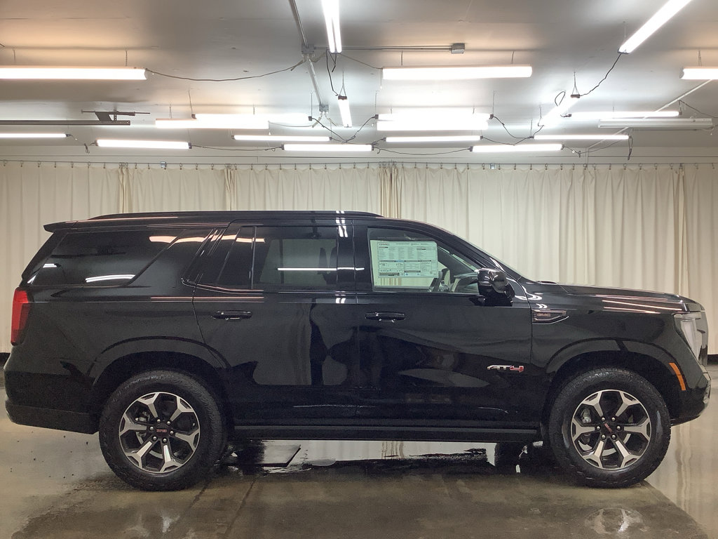 New 2026 GMC Yukon AT4 Ultimate w/ LPO, Illumination Package AWD/4WD image 5