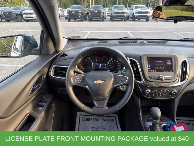 Used 2024 Chevrolet Equinox LT AWD/4WD image 2