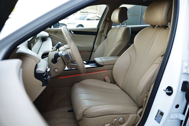 Used 2025 Genesis G80 2.5T image 20