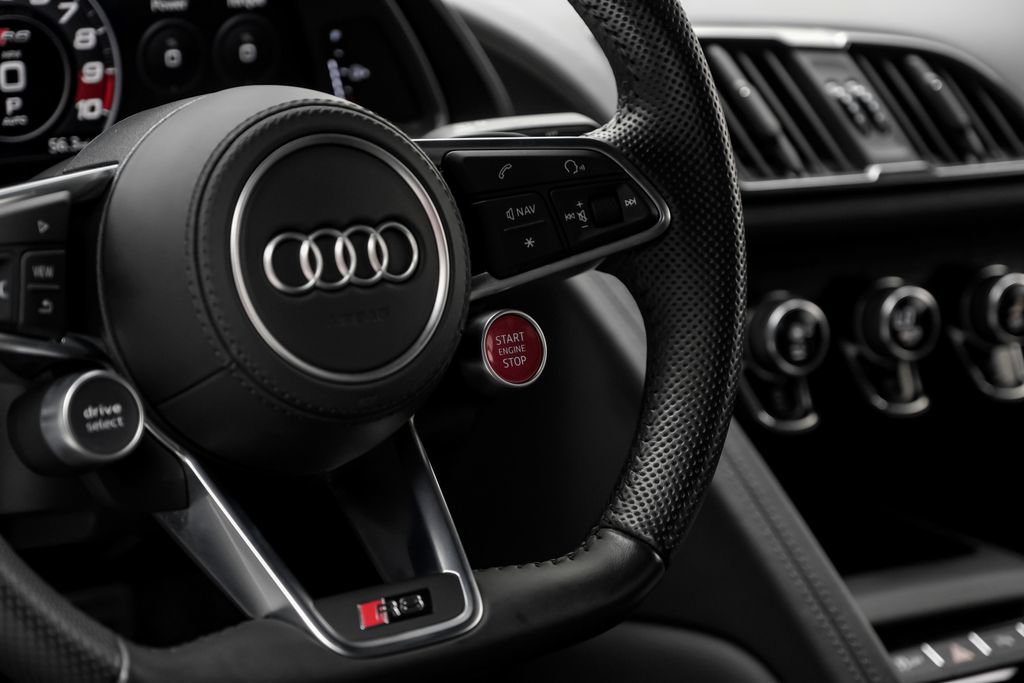 Used 2021 Audi R8 V10 RWD image 22