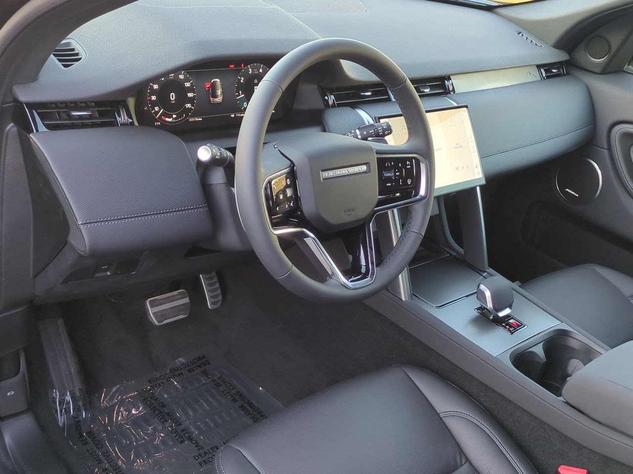 New 2026 Land Rover Discovery Sport Landmark image 9