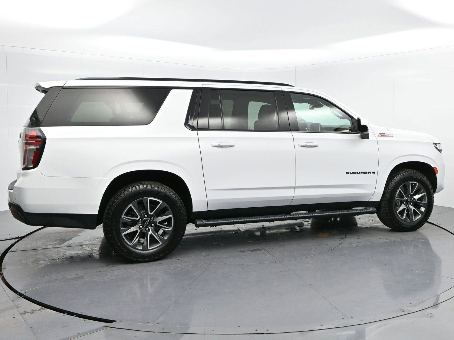 Used 2023 Chevrolet Suburban Z71 AWD/4WD image 8