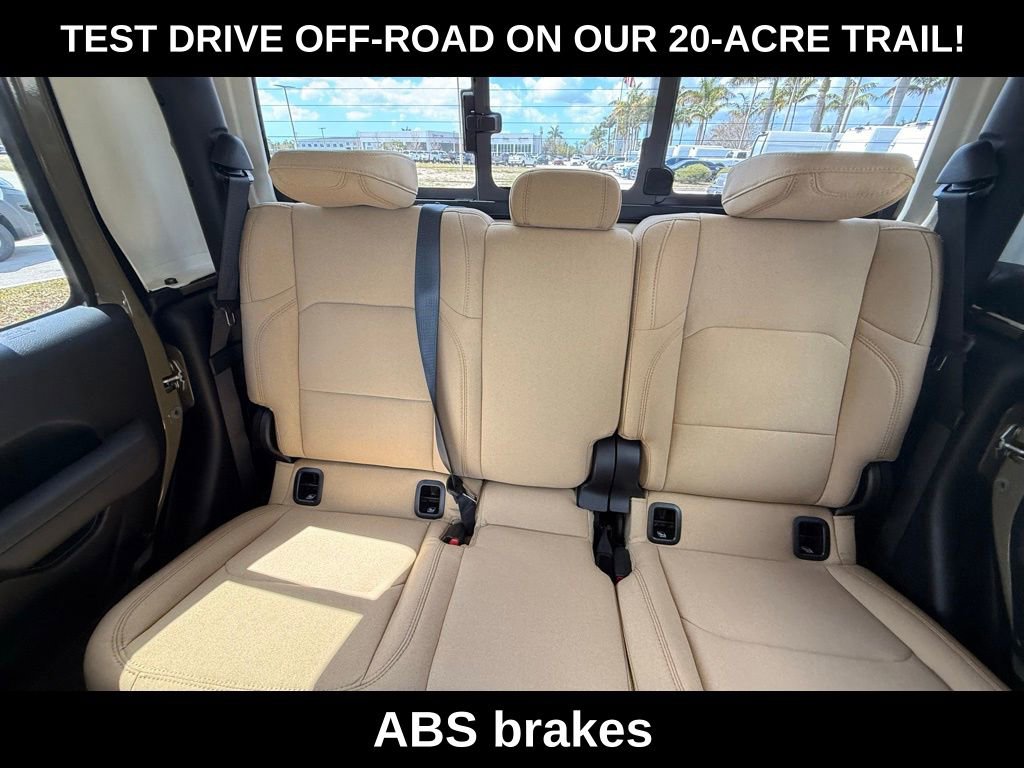 New 2026 Jeep Gladiator Willys image 25