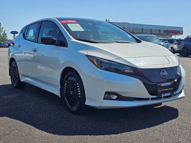 Certified 2025 Nissan Leaf SV Plus FWD image 1
